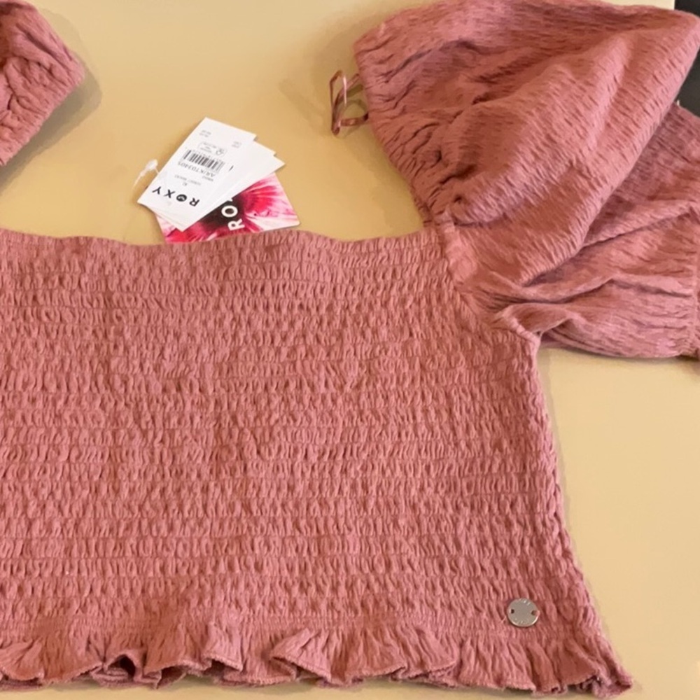 Roxy Sunset walks mauve Textured Top - Picture 3 of 9